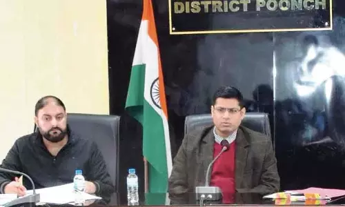डीसी ने पुंछ में एचएडीपी के तहत उपलब्धियों की समीक्षा की