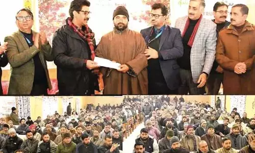 जेएंडके बैंक ने अनंतनाग में उच्च घनत्व वृक्षारोपण शिविर का आयोजन किया