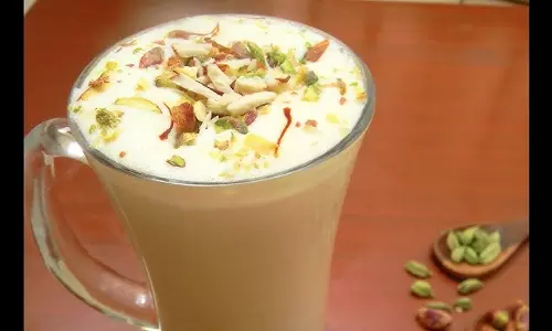 पिस्ता लस्सी रेसिपी