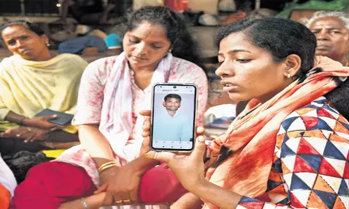 Tamil Nadu: आरके नगर पुलिस स्टेशन के बाहर आत्मदाह करने वाले व्यक्ति की मौत