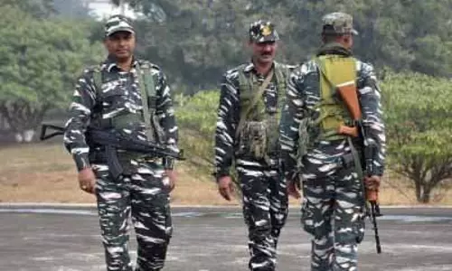 Odisha CM ने एसओजी जवानों का जोखिम भत्ता 8,000 रुपये से बढ़ाकर 25,000 रुपये प्रति माह किया Odisha CM ने एसओजी जवानों का जोखिम भत्ता 8,000 रुपये से बढ़ाकर 25,000 रुपये प्रति माह किया