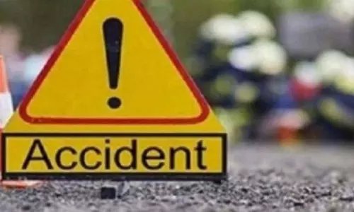 NH-143 पर दुर्घटना में दो नाबालिग बहनों की मौत NH-143 पर दुर्घटना में दो नाबालिग बहनों की मौत