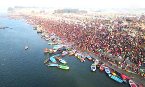 MahaKumbh 2025 के कारण भारत में आध्यात्मिक यात्रा के लिए वीज़ा आवेदनों में वृद्धि हुई MahaKumbh 2025 के कारण भारत में आध्यात्मिक यात्रा के लिए वीज़ा आवेदनों में वृद्धि हुई