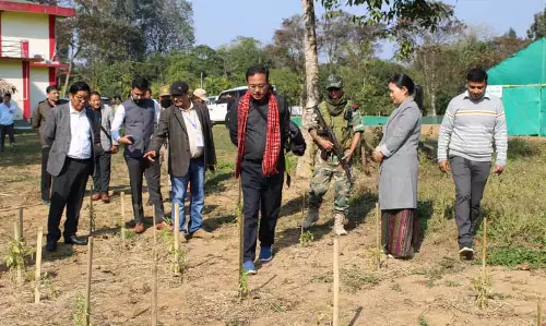 Arunachal : मंत्री गेब्रियल डी. वांगसू ने चांगलांग जिले में कृषि विकास की समीक्षा की