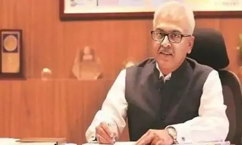Manipur के राज्यपाल अजय कुमार भल्ला ने NIK-SHAY और टीबी नियंत्रण कार्यक्रम की समीक्षा Manipur के राज्यपाल अजय कुमार भल्ला ने NIK-SHAY और टीबी नियंत्रण कार्यक्रम की समीक्षा