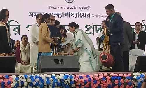 अपराधियों को Bengal में शरण नहीं मिलनी चाहिए: मुख्यमंत्री ने उग्रवादियों पर जताई चिंता अपराधियों को Bengal में शरण नहीं मिलनी चाहिए: मुख्यमंत्री ने उग्रवादियों पर जताई चिंता