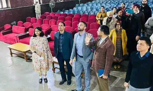 DC ने मतदाता दिवस कार्यक्रम की तैयारियों की समीक्षा की