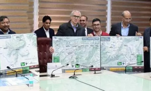 Jammu: मुख्यमंत्री ने पर्यटन विभाग का कैलेंडर और ट्रैकिंग मानचित्र जारी किया