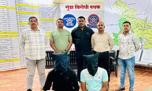 प्रेमिका ने दोस्तों की मदद से प्रेमी की हत्या की, प्रेमी भाग गया प्रेमिका ने दोस्तों की मदद से प्रेमी की हत्या की, प्रेमी भाग गया