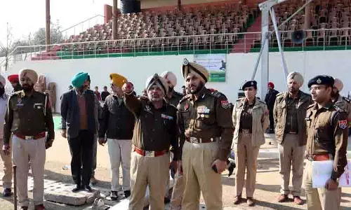 गणतंत्र दिवस से पहले ADGP ने शहर में सुरक्षा व्यवस्था की समीक्षा की गणतंत्र दिवस से पहले ADGP ने शहर में सुरक्षा व्यवस्था की समीक्षा की