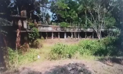 अस्पताल विकास: 44.15 करोड़ का निर्माण आठ साल बाद भी शुरू नहीं हुआ अस्पताल विकास: 44.15 करोड़ का निर्माण आठ साल बाद भी शुरू नहीं हुआ