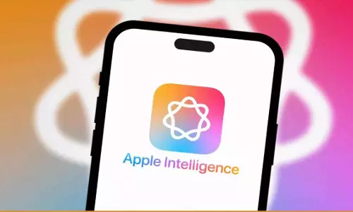 iOS 18.3 अपने आप Apple इंटेलिजेंस चालू कर देगा