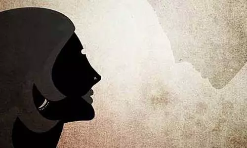 महिला को बेटियों के साथ किया जिल्लत, फैक्ट्री मालिक गिरफ्तार महिला को बेटियों के साथ किया जिल्लत, फैक्ट्री मालिक गिरफ्तार