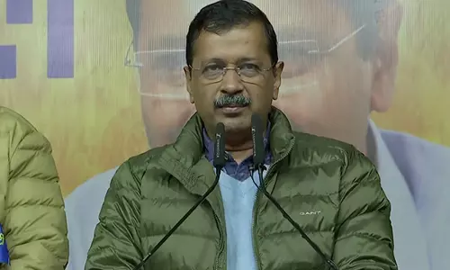 अरविंद केजरीवाल ने Jalgaon रेल दुर्घटना पर शोक व्यक्त किया