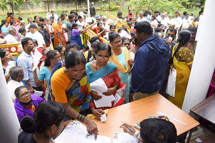 निजी वित्त कंपनियों द्वारा धोखाधड़ी: पीड़ितों की ओर से 7.80 लाख शिकायतें