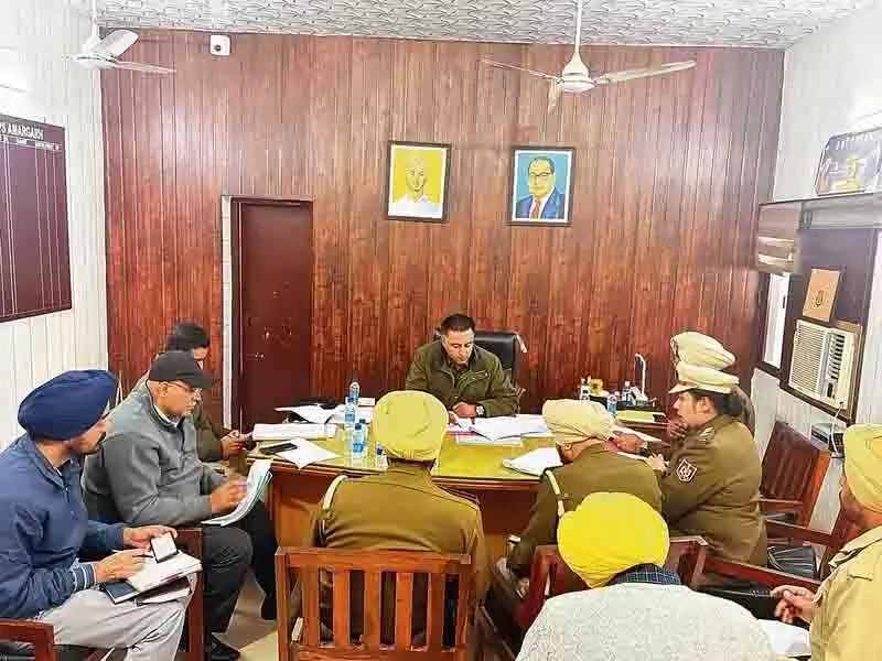 Punjab: पुलिसकर्मियों से लंबित मामलों का तेजी से निपटारा करने को कहा गया