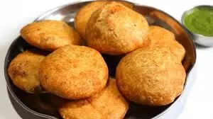 Crispy potato kachori बनेगा ज़बरदस्त कॉम्बिनेशन