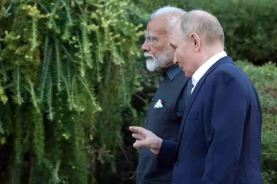 Russia के लिए यूक्रेन युद्ध लड़ने के लिए भारतीयों को लुभाने पर संपादकीय