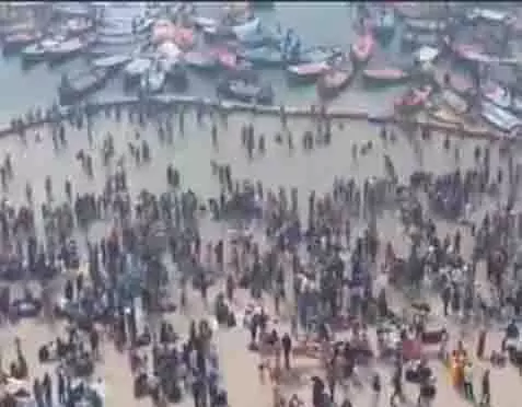 Maha Kumbh के पहले 11 दिनों में 97.3 मिलियन श्रद्धालुओं ने संगम में पवित्र डुबकी लगाई