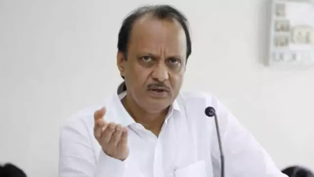 DCM Ajit Pawar: चाय विक्रेता को आग लगने की अफवाह जलगांव रेल हादसे का कारण बनी