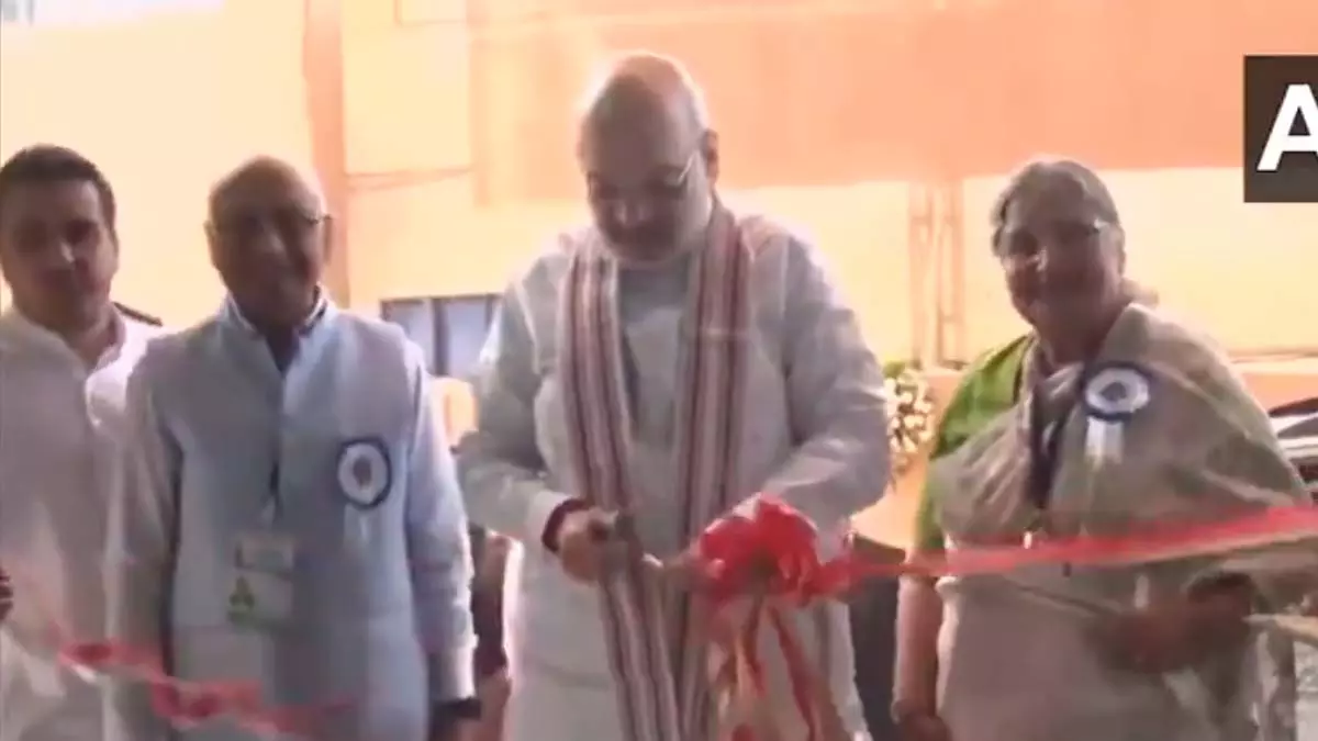केंद्रीय गृह मंत्री अमित शाह ने कैंसर अस्पताल और सेनेटोरियम का उद्घाटन किया केंद्रीय गृह मंत्री अमित शाह ने कैंसर अस्पताल और सेनेटोरियम का उद्घाटन किया