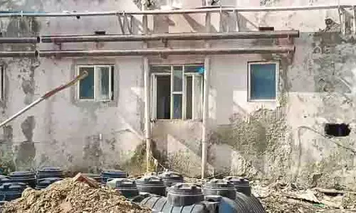 खराब अपशिष्ट प्रबंधन, अनुचित स्वच्छता के कारण GMC अनंतनाग में चूहों का प्रकोप खराब अपशिष्ट प्रबंधन, अनुचित स्वच्छता के कारण GMC अनंतनाग में चूहों का प्रकोप
