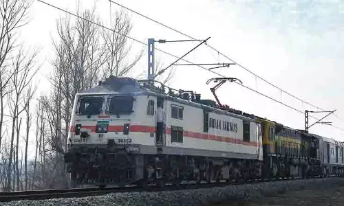 यूएसबीआरएल खंड का उद्घाटन फरवरी के पहले सप्ताह में होगा यूएसबीआरएल खंड का उद्घाटन फरवरी के पहले सप्ताह में होगा