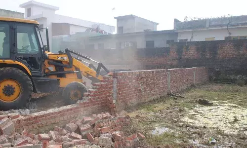 Haryana : बिलासपुर में अवैध कॉलोनी को ध्वस्त करने की मुहिम Haryana : बिलासपुर में अवैध कॉलोनी को ध्वस्त करने की मुहिम