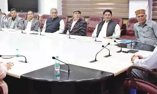 कई प्रतिनिधिमंडलों ने मुख्यमंत्री उमर अब्दुल्ला से मुलाकात की कई प्रतिनिधिमंडलों ने मुख्यमंत्री उमर अब्दुल्ला से मुलाकात की