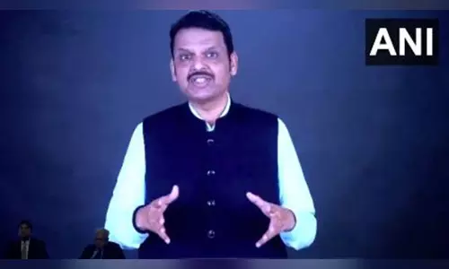 CM Fadnavis ने लीलावती अस्पताल-मेयो क्लिनिक नर्सिंग प्रशिक्षण साझेदारी की सराहना की CM Fadnavis ने लीलावती अस्पताल-मेयो क्लिनिक नर्सिंग प्रशिक्षण साझेदारी की सराहना की