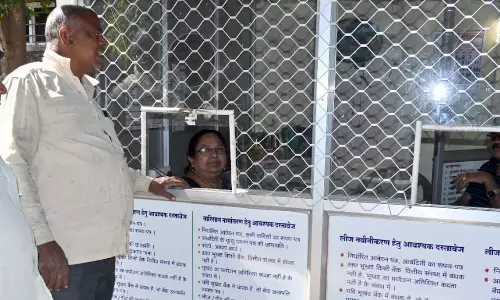 निगम दफ्तर के चक्कर नहीं काटने पड़ेंगे, सब जानकारी लें हेल्पडेस्क पर मोबाइल से ही