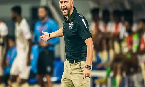 गेरार्ड ज़ारागोज़ा ने ओडिशा एफसी के खिलाफ़ Bengaluru FC की हार पर दुख जताया गेरार्ड ज़ारागोज़ा ने ओडिशा एफसी के खिलाफ़ Bengaluru FC की हार पर दुख जताया