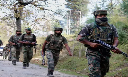 Odisha: ओडिशा के मुख्यमंत्री ने एसओजी जवानों के लिए विशेष जोखिम भत्ता बढ़ाकर 25,000 रुपये किया Odisha: ओडिशा के मुख्यमंत्री ने एसओजी जवानों के लिए विशेष जोखिम भत्ता बढ़ाकर 25,000 रुपये किया