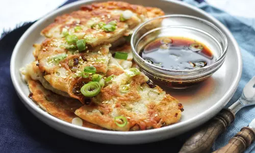 स्प्रिंग अनियन पैनकेक रेसिपी