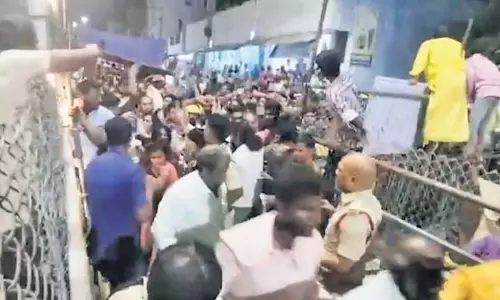 Andhra Pradesh: तिरुपति भगदड़ की जांच के लिए पैनल गठित
