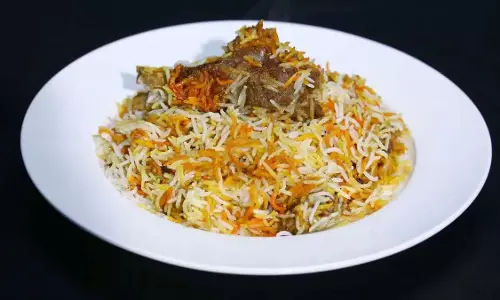 Biryani Recipe: परफेक्ट बिरयानी बनाने के लिए अपनाएं ये टिप्स Biryani Recipe: परफेक्ट बिरयानी बनाने के लिए अपनाएं ये टिप्स