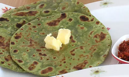 पालक पराठा रेसिपी पालक पराठा रेसिपी