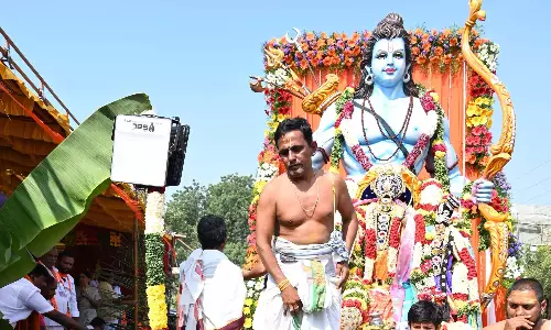 Kadapa शहर में श्री राम शोभा यात्रा का आयोजन किया Kadapa शहर में श्री राम शोभा यात्रा का आयोजन किया