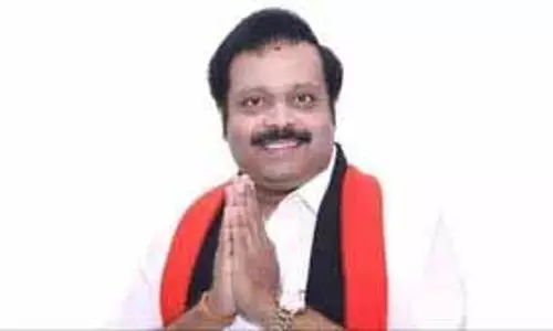 नकदी जब्ती के सिलसिले में कथिर आनंद ईडी के समक्ष पेश हुए नकदी जब्ती के सिलसिले में कथिर आनंद ईडी के समक्ष पेश हुए