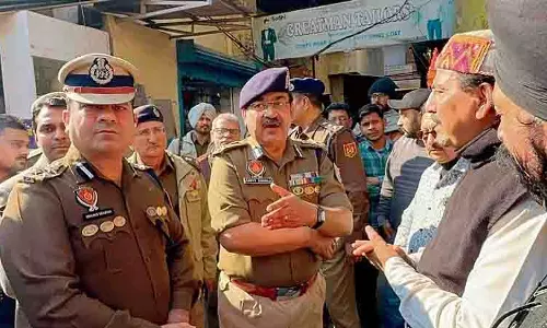 विशेष DGP ने गणतंत्र दिवस से पहले सुरक्षा की समीक्षा की विशेष DGP ने गणतंत्र दिवस से पहले सुरक्षा की समीक्षा की