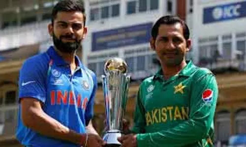 CT: BCCI ने भारतीय जर्सी पर पाकिस्तान का चित्र लगाने से किया इनकार CT: BCCI ने भारतीय जर्सी पर पाकिस्तान का चित्र लगाने से किया इनकार