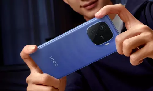 7,500mAh बैटरी और 80 W वायर्ड फास्ट चार्जिंग के साथ लॉन्च होगा iQOO Z10 Turbo Pro 7,500mAh बैटरी और 80 W वायर्ड फास्ट चार्जिंग के साथ लॉन्च होगा iQOO Z10 Turbo Pro