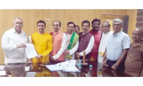 Karnataka: केवल हिंदुओं को मंदिरों के पास व्यापार करने की अनुमति दी जानी चाहिए