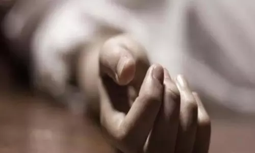 Telangana: दो बेटियों की हत्या के बाद मां ने की आत्महत्या