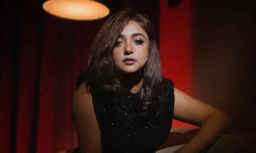 Monali Thakur ने स्वास्थ्य सम्बन्धी अफवाहों को किया ख़ारिज Monali Thakur ने स्वास्थ्य सम्बन्धी अफवाहों को किया ख़ारिज