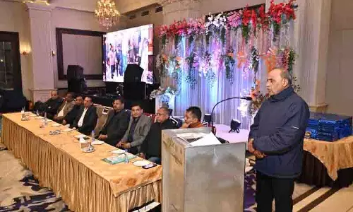 Ludhiana: खाद्य पदार्थों में मिलावट से निपटने और गुणवत्ता मानकों को बनाए रखने का संकल्प लिया