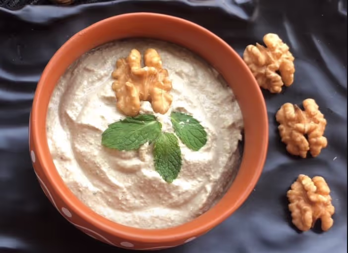 Spicy walnut chutney जाने बनाने का तरीका Spicy walnut chutney जाने बनाने का तरीका