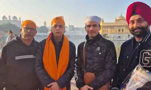 महान तबला वादक जाकिर हुसैन के सम्मान में स्वर्ण मंदिर में Akhand Paath का आयोजन