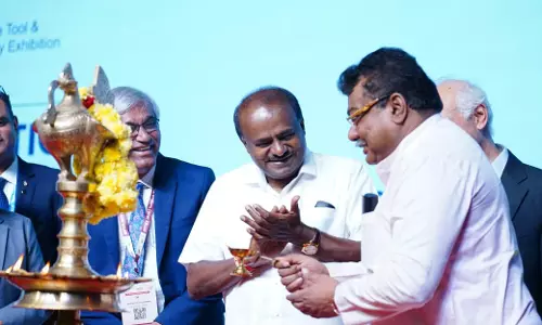 कुमारस्वामी ने बेंगलुरु में IMTEX 2025 का उद्घाटन किया