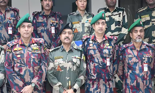 भारत-बांग्लादेश सीमा सुरक्षा को मजबूत करने के लिए BSF, BGB ने उच्च स्तरीय समन्वय बैठक की भारत-बांग्लादेश सीमा सुरक्षा को मजबूत करने के लिए BSF, BGB ने उच्च स्तरीय समन्वय बैठक की